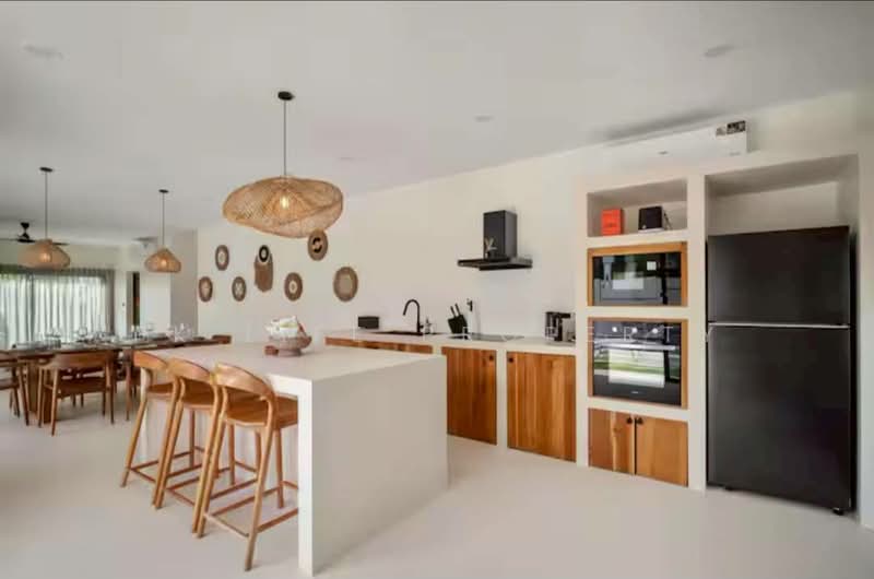 2S0256 Pool villa for sale 26,000,000 baht 4 bedroom 4 bathroom at cherngtalay, Phuket, Choeng Thale, Thalang, Phuket, 4 Bedrooms, 300 sqm, Villa For Sale, by PK LIFE Property, 500322498 - DDproperty.com