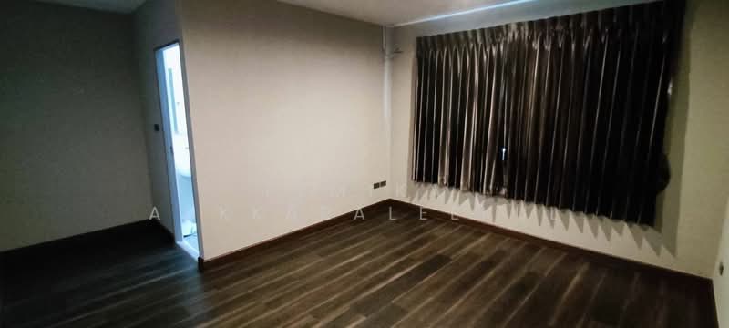 3-BR Townhouse, Bangkok, Lat Phrao, Bangkok, 3 Bedrooms, 190 sqm, Townhouse For Sale, by Pemika Aukkaraleekul, 500322506 - DDproperty.com