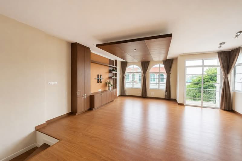 The Paradise Cheangwattana, Bangkok, Thung Song Hong, Lak Si, Bangkok, 3 Bedrooms, 210 sqm, Townhouse For Sale, by สง่าชัย ไทรทองคำ, 500322508 - DDproperty.com