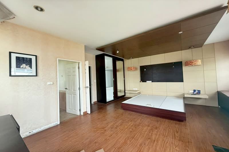 The Paradise Cheangwattana, Bangkok, Thung Song Hong, Lak Si, Bangkok, 3 Bedrooms, 210 sqm, Townhouse For Sale, by สง่าชัย ไทรทองคำ, 500322508 - DDproperty.com