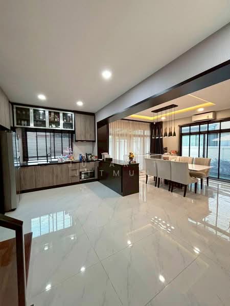 Perfect Masterpiece Sukhumvit 77 : เพอร์เฟค มาสเตอร์พีซ สุขุมวิท 77, สมุทรปราการ, ซอย หมู่บ้านเพอร์เฟคเพลส สุขุมวิท 77, ราชาเทวะ, บางพลี, สมุทรปราการ, 300 ตร.ม., บ้านเดี่ยว ให้เช่า, โดย Jutarat Jitmun, 500322513 - DDproperty.com