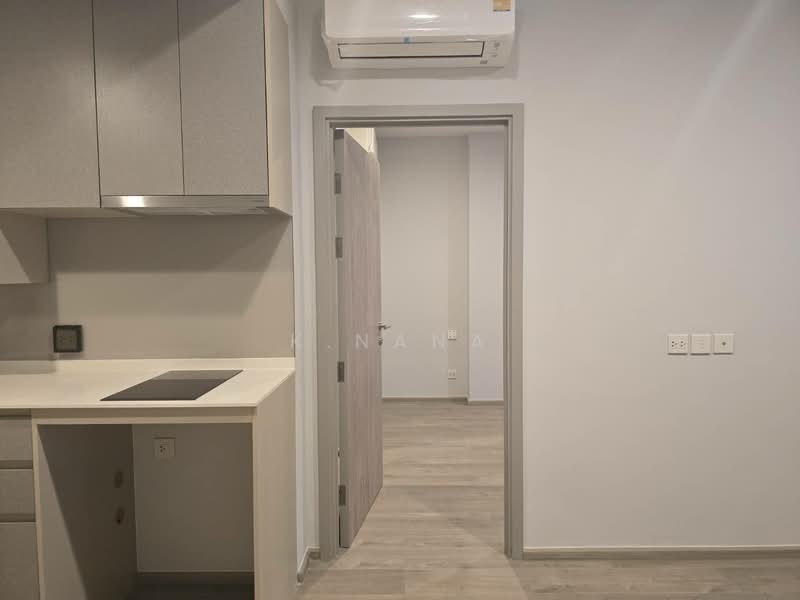 THE CROWN Residences, Bangkok, Rama 4 Road, Thung Maha Mek, Sathon, Bangkok, 1 Bedroom, 40 sqm, Condo For Sale, by K.Nana, 500322517 - DDproperty.com