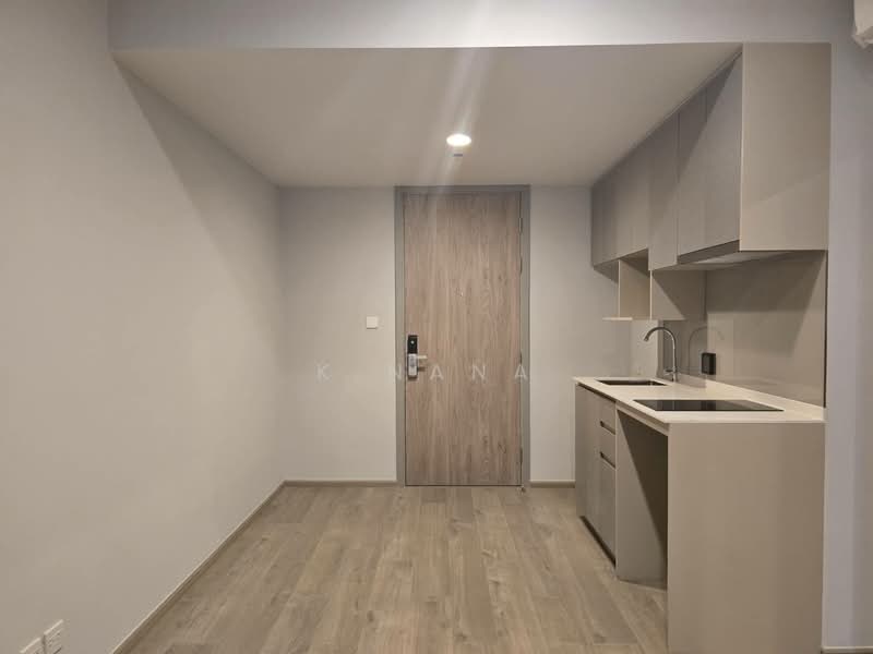 THE CROWN Residences, Bangkok, Rama 4 Road, Thung Maha Mek, Sathon, Bangkok, 1 Bedroom, 40 sqm, Condo For Sale, by K.Nana, 500322517 - DDproperty.com