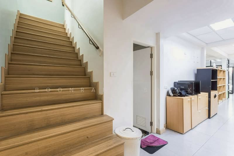 4-BR Townhouse, Bangkok, Khlong Toei, Bangkok, 4 Bedrooms, 280 sqm, Townhouse For Rent, by Boonraksa Sopak, 500322540 - DDproperty.com