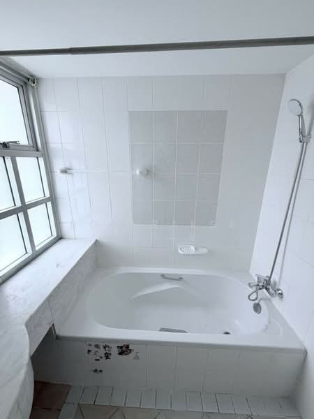 Dusit Avenue, Bangkok, 123 Ratchawithi Road, Wachira Payaban, Dusit, Bangkok, 2 Bedrooms, 87 sqm, Condo For Rent, by Boonraksa Sopak, 500322604 - DDproperty.com