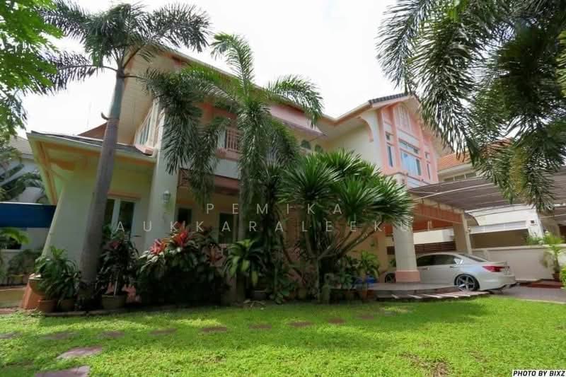 Perfect Masterpiece Ekamai-Ramintra, Bangkok, Praditmanutham Road, Lat Phrao, Bangkok, 3 Bedrooms, 204 sqm, Single Detached House For Sale, by Pemika Aukkaraleekul, 500322622 - DDproperty.com
