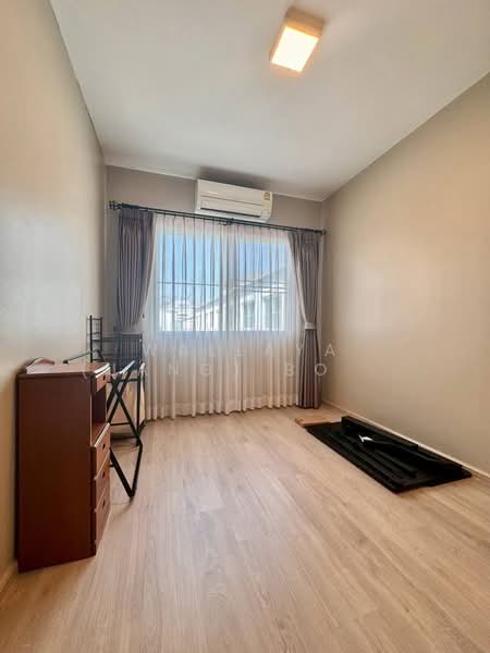 Indy Bangna-Ramkhamhaeng 2, Bangkok, Soi 7, Dok Mai, Prawet, Bangkok, 3 Bedrooms, 122 sqm, Townhouse For Rent, by Wallaya (Jang) Boonmee, 500322629 - DDproperty.com