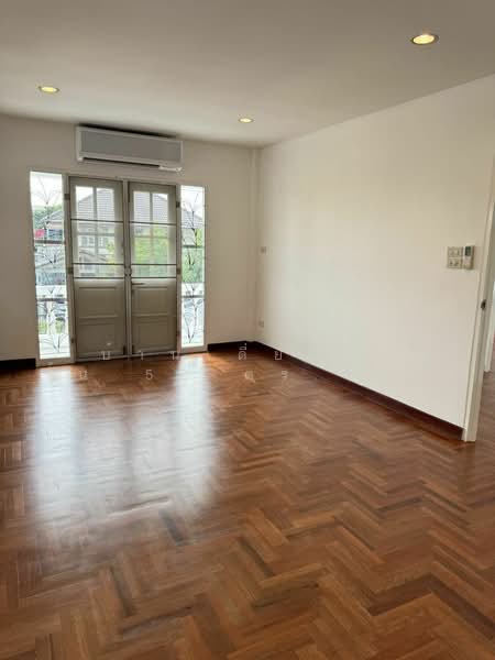 Urgent Sale! 2-Storey Detached House, 52 sq.wah, Bua Thong Thani Parkville 1, Nonthaburi, Lahan, Bang Bua Thong, Nonthaburi, 3 Bedrooms, 180 sqm, Single Detached House For Sale, by คุณโอห์ม, 500322631 - DDproperty.com