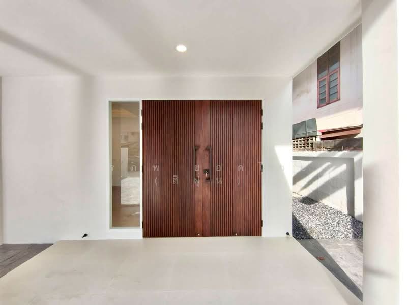 Donmuang Villa 2 : ดอนเมืองวิลล่า 2, กรุงเทพ, คลองถนน, สายไหม, กรุงเทพ, 220 ตร.ม., บ้านเดี่ยว ขาย, โดย สรภพ ยอดไชย (สีฝุ่น), 500322673 - DDproperty.com