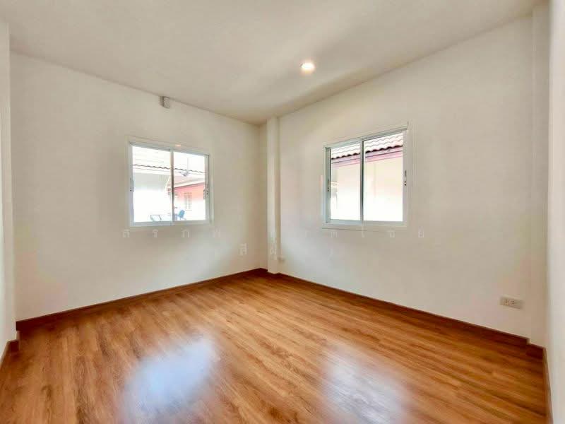 Donmuang Villa 2, Bangkok, Khlong Tanon, Sai Mai, Bangkok, 4 Bedrooms, 220 sqm, Single Detached House For Sale, by สรภพ ยอดไชย (สีฝุ่น), 500322673 - DDproperty.com
