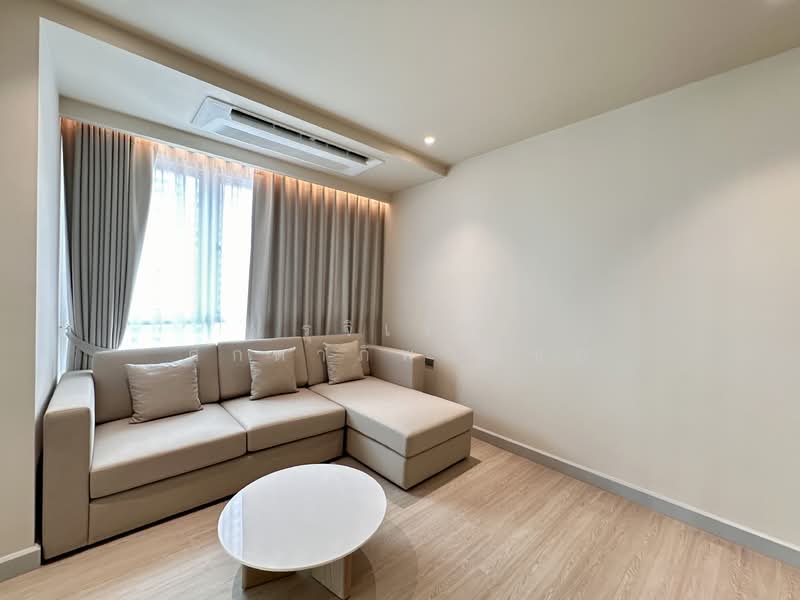GM Tower, Bangkok, 39 Soi Sukhumvit 20, Khlong Toei, Bangkok, 4 Bedrooms, 310 sqm, Condo For Rent, by Rujirake Sakdapipanich, 500322678 - DDproperty.com