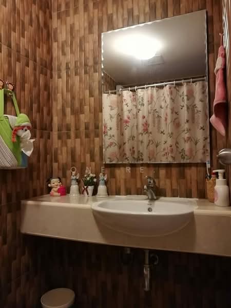 Lumpini Condo Town Ramintra-Laksi, Bangkok, 16 Ram Inthra Road, Anusaowari, Bang Khen, Bangkok, Studio, 25 sqm, Condo For Sale, by One Re., 500322682 - DDproperty.com