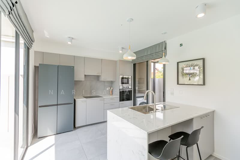 Modern Luxury 4-Bedroom Pool Villa at Kad Farang Village, Hang Dong, Chiang Mai, Ban Waen, Hang Dong, Chiang Mai, 4 Bedrooms, 204 sqm, Villa For Sale, by Narisara Gigg, 500322752 - DDproperty.com