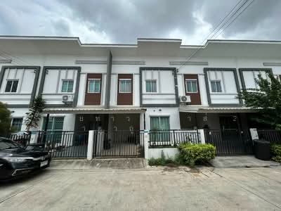 ขาย - ขายทาวน์เฮาส์ 2 ชั้น ราคาถูกที่สุด !!!โครงการลลิลพร็อพเพอร์ตี้ พัทยา ( Lalin Property Pattaya ), ชลบุรี