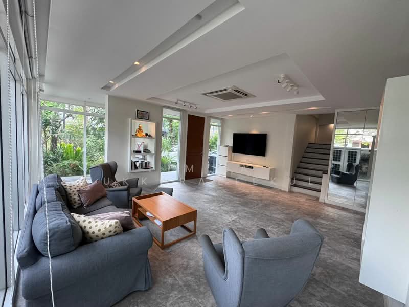 Bangkok Villa, Bangkok, Pradit Manutham Road, Wang Thonglang, Bangkok, 3 Bedrooms, 210 sqm, Single Detached House For Sale, by Pemika Aukkaraleekul, 500322798 - DDproperty.com