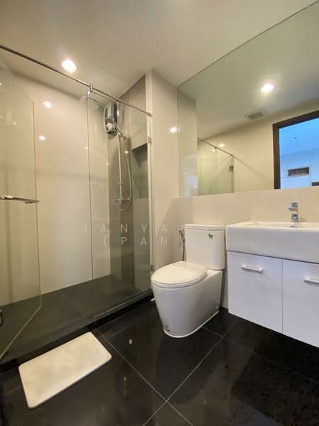 Rhythm Sathorn-Narathiwas, Bangkok, 651 Naradhiwas Rajanagarindra Road, Thung Maha Mek, Sathon, Bangkok, 1 Bedroom, 38 sqm, Condo For Rent, by Janyanan (Pang), 500322801 - DDproperty.com