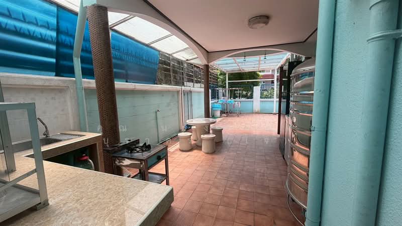 ภาณุวิลล่า ( Panu Villa ) ซอยบรมราชชนนี10, Bangkok, ถนนบรมราชชนนี, Bang Bamru, Bang Phlat, Bangkok, 3 Bedrooms, 280 sqm, Single Detached House For Sale, by คุณ นรังสรรค์ บุราคร (เจ), 500322837 - DDproperty.com
