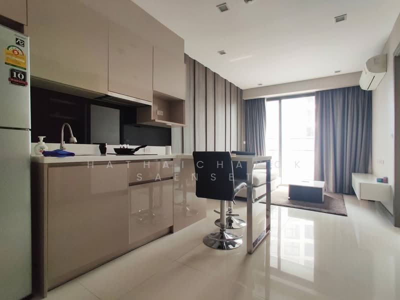 Trapezo Sukhumvit 16, Bangkok, Soi Sukhumvit 16, Khlong Toei, Bangkok, 1 Bedroom, 45 sqm, Condo For Rent, by Hathaichanok Saenset, 500322864 - DDproperty.com