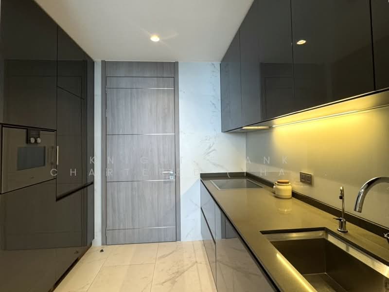 The Estelle Phrom Phong, Bangkok, 131 Soi Sukhumvit 26, Khong Tan, Khlong Toei, Bangkok, 4 Bedrooms, 232 sqm, Condo For Rent, by Knight Frank Chartered (Thailand) Co.,Ltd, 500322908 - DDproperty.com