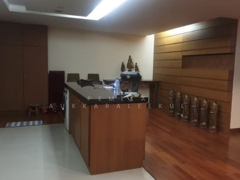PB Penthouse 2, Bangkok, 279/1-28 Soi Meesuwan 3 Yak 3, Phra Kanong Nua, Watthana, Bangkok, 2 Bedrooms, 141 sqm, Condo For Sale, by Pemika Aukkaraleekul, 500322911 - DDproperty.com