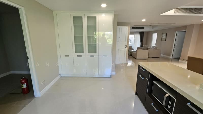 Tonson Court, Bangkok, Ploenchit Road, Lumphini, Pathum Wan, Bangkok, 2 Bedrooms, 241 sqm, Condo For Rent, by BANGKOK PROPERTY AGENTS, 500322915 - DDproperty.com