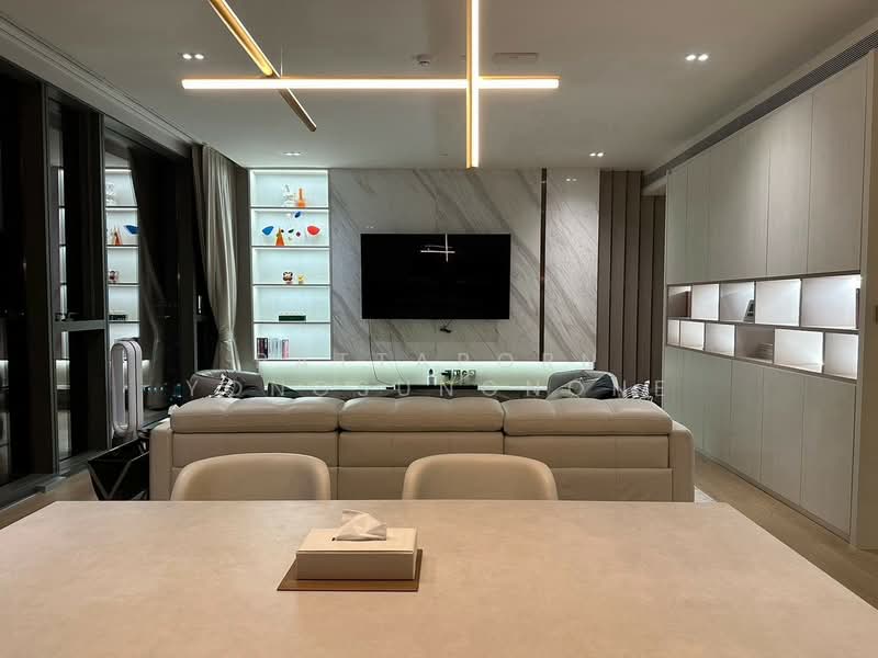 The Strand Thonglor, Bangkok, 36 Soi Sukhumvit 55, Khlong Tan Nua, Watthana, Bangkok, 3 Bedrooms, 185 sqm, Condo For Rent, by Pattaporn Yongsungnone, 500322937 - DDproperty.com