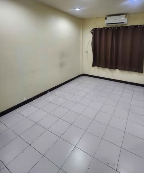 undefined, Bangkok, Din Daeng, Bangkok, 3 Bedrooms, 300 sqm, Townhouse For Sale, by Pemika Aukkaraleekul, 500322939 - DDproperty.com