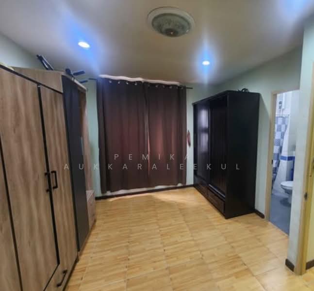 undefined, Bangkok, Din Daeng, Bangkok, 3 Bedrooms, 300 sqm, Townhouse For Sale, by Pemika Aukkaraleekul, 500322939 - DDproperty.com