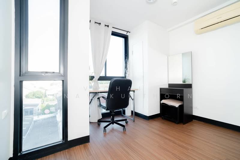 Chateau In Town Ratchada 20, Bangkok, รุ่งเรือง ถนนรัชดาภิเษก ซอย20, Samsen Nok, Huai Khwang, Bangkok, 2 Bedrooms, 50 sqm, Condo For Rent, by Vichai Annavakulthorn, 500322945 - DDproperty.com