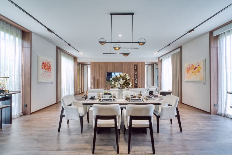 ROMM Convent, Bangkok, 42 Convent Road, Silom, Bang Rak, Bangkok, 3 Bedrooms, 419 sqm, Condo For Sale, by K.Nana, 500322973 - DDproperty.com