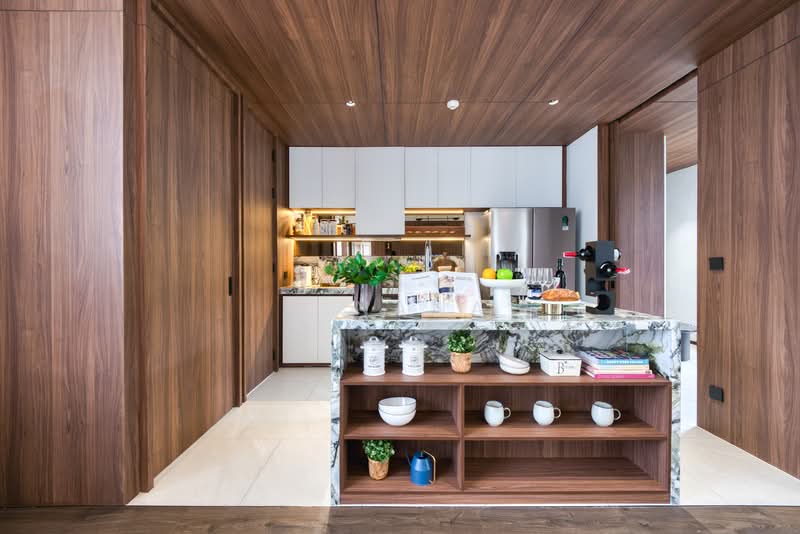 ROMM Convent, Bangkok, 42 Convent Road, Silom, Bang Rak, Bangkok, 3 Bedrooms, 419 sqm, Condo For Sale, by K.Nana, 500322973 - DDproperty.com