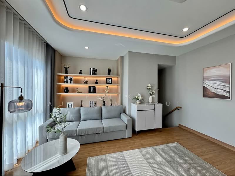 Baan Klang Muang The Edition Bangna Wongwaen, Bangkok, 189 Kanchanaphisek Road, Dok Mai, Prawet, Bangkok, 4 Bedrooms, 241 sqm, Single Detached House For Sale, by Pemika Aukkaraleekul, 500322974 - DDproperty.com