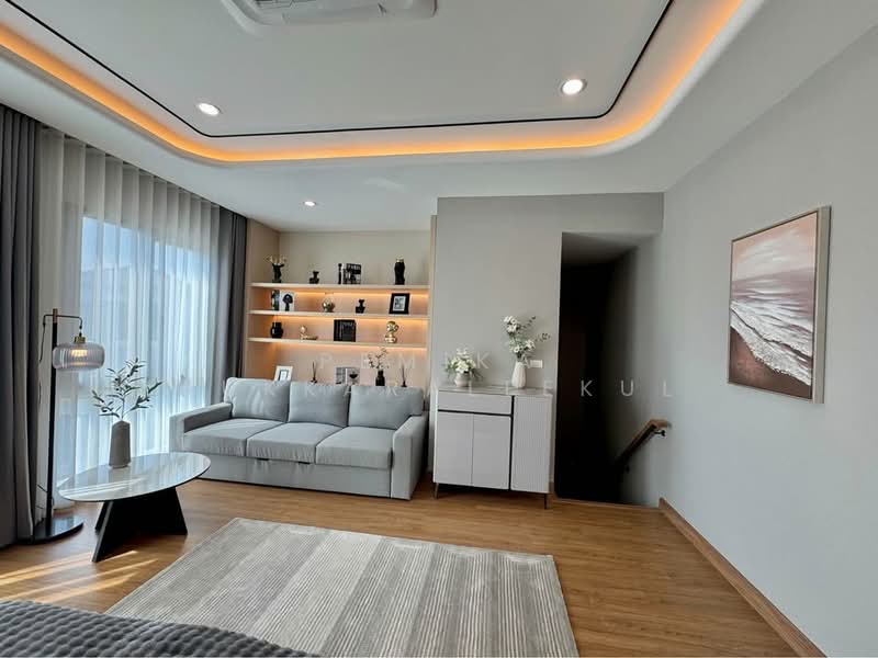 Baan Klang Muang The Edition Bangna Wongwaen : บ้านกลางเมือง เดอะ อิดิชั่น บางนา วงแหวน, กรุงเทพ, 189 ถ.กาญจนาภิเษก, ดอกไม้, ประเวศ, กรุงเทพ, 241 ตร.ม., บ้านเดี่ยว ขาย, โดย Pemika Aukkaraleekul, 500322974 - DDproperty.com