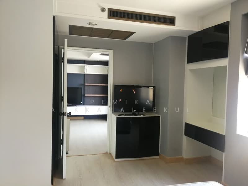 Las Colinas, Bangkok, Sukhumvit 21 Road, Khlongtoei Nua, Watthana, Bangkok, 2 Bedrooms, 105 sqm, Condo For Sale, by Pemika Aukkaraleekul, 500322986 - DDproperty.com