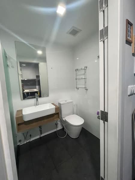 A Space ID Asok-Ratchada, Bangkok, 624 Asoke-Dindaeng Road, Din Daeng, Bangkok, 1 Bedroom, 34 sqm, Condo For Sale, by Pemika Aukkaraleekul, 500323030 - DDproperty.com