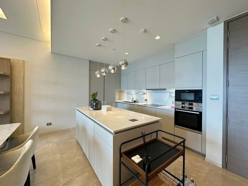 The Residences at Sindhorn Kempinski : เดอะ เรสซิเดนซ์ แอท สินธร เคมปินสกี้, กรุงเทพ, 88 ซอยต้นสน ถนน สารสิน, ลุมพินี, ปทุมวัน, กรุงเทพ, 136 ตร.ม., คอนโด ให้เช่า, โดย Apisit Premudom, 500323040 - DDproperty.com