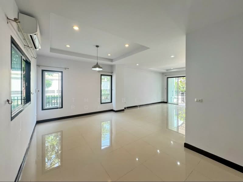หมู่บ้านอรินสิริ สปอร์ตวิลเลจ (Arinsiri Sport Village), ชลบุรี, บ้านปึก, เมืองชลบุรี, ชลบุรี, 100 ตร.ม., ทาวน์เฮ้าส์ ขาย, โดย The Best Property ปู, 500323064 - DDproperty.com