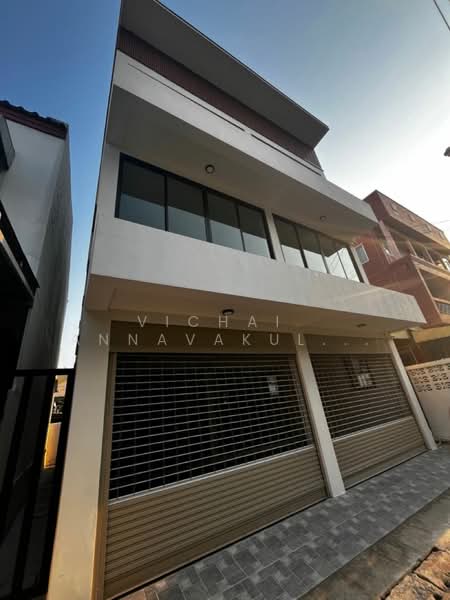 บ้าน 4-ห้องนอน, กรุงเทพ, พระโขนงเหนือ, วัฒนา, กรุงเทพ, 225 ตร.ม., บ้านเดี่ยว ให้เช่า, โดย Vichai Annavakulthorn, 500323130 - DDproperty.com