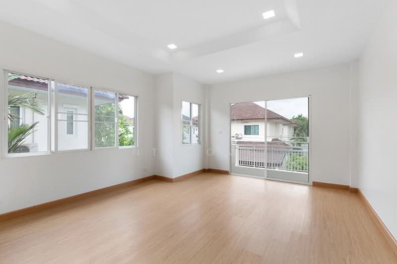 The Centro Rattanathibet, Nonthaburi, Ban Kluai - Sai Noi Road, Bang Len, Bang Yai, Nonthaburi, 3 Bedrooms, 180 sqm, Single Detached House For Sale, by NTBHOME, 500323131 - DDproperty.com