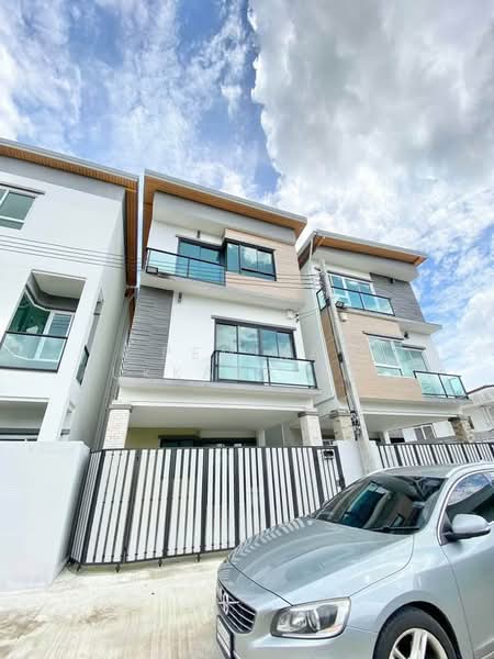 3-BR House, Bangkok, Khlong Chaokhun Sing, Wang Thonglang, Bangkok, 3 Bedrooms, 155 sqm, Single Detached House For Sale, by Pemika Aukkaraleekul, 500323136 - DDproperty.com
