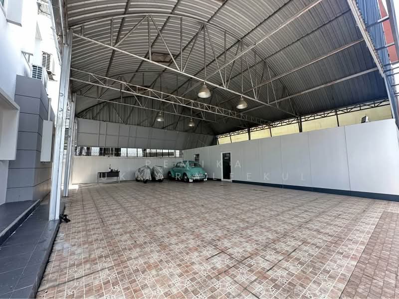 7-BR House, Bangkok, Lat Phrao, Bangkok, 7 Bedrooms, 316 sqm, Single Detached House For Sale, by Pemika Aukkaraleekul, 500323147 - DDproperty.com