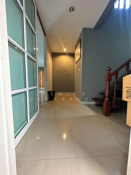 7-BR House, Bangkok, Lat Phrao, Bangkok, 7 Bedrooms, 316 sqm, Single Detached House For Sale, by Pemika Aukkaraleekul, 500323147 - DDproperty.com
