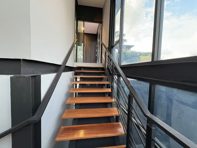 For Rent: 3-Story Standalone Office Building on Soi Lasalle, Sukhumvit 105 (SPSAD3995), Bangkok, Bang Na, Bangkok, , 590 sqm, Office Space For Rent, by Agent Pla, 500323169 - DDproperty.com