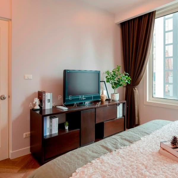 Siri Residence, Bangkok, 21 Soi Sukhumvit 24, Khong Tan, Khlong Toei, Bangkok, 1 Bedroom, 60 sqm, Condo For Sale, by Pemika Aukkaraleekul, 500323200 - DDproperty.com