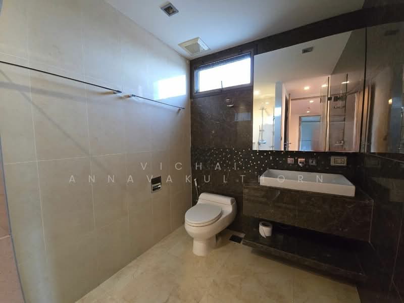 The Address Sukhumvit 61, Bangkok, 22 Soi Sukhumvit 61 Sukhumvit Road, Khlong Tan Nua, Watthana, Bangkok, 2 Bedrooms, 110 sqm, Condo For Rent, by Vichai Annavakulthorn, 500323202 - DDproperty.com