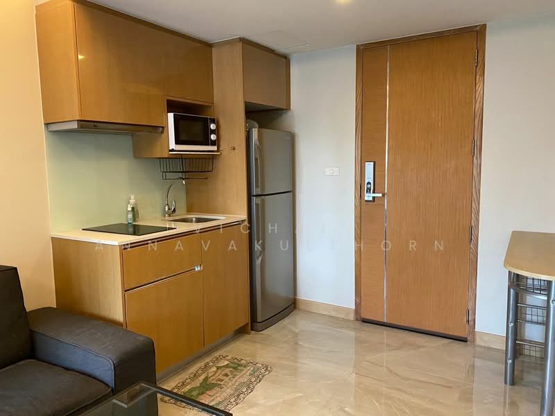 Socio Ruamrudee, Bangkok, Soi Ruamruedee 2, Lumphini, Pathum Wan, Bangkok, 1 Bedroom, 32 sqm, Condo For Rent, by Vichai Annavakulthorn, 500323207 - DDproperty.com