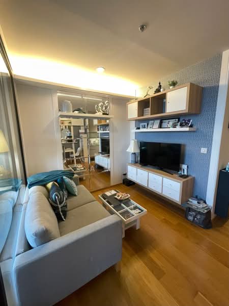 Noble Revo Silom, Bangkok, 88 Soi Surasak Surasak Road, Silom, Bang Rak, Bangkok, 1 Bedroom, 34 sqm, Condo For Sale, by Sam P., 500323234 - DDproperty.com