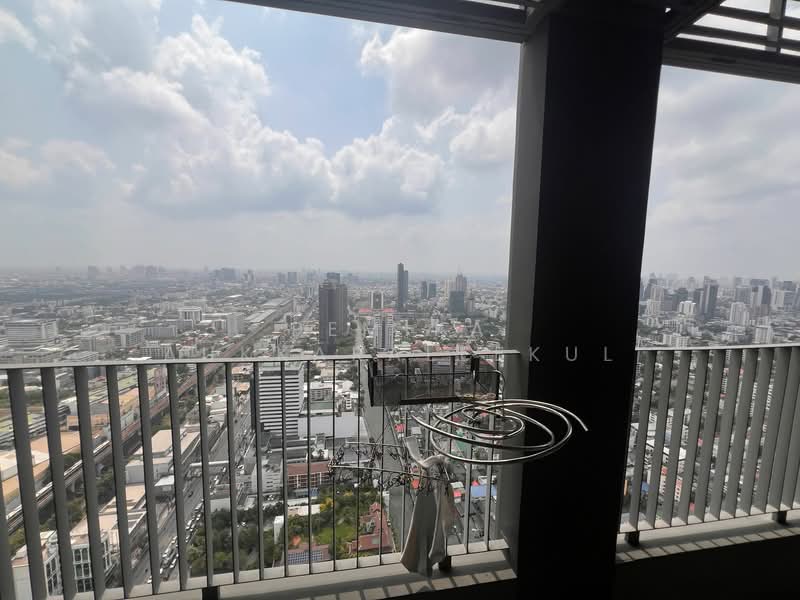 Cloud Thonglor-Phetchaburi, Bangkok, 1986 New Petchaburi Road, Bang Kapi, Huai Khwang, Bangkok, 3 Bedrooms, 125 sqm, Condo For Sale, by Pemika Aukkaraleekul, 500323256 - DDproperty.com