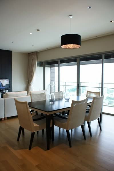 The Madison, Bangkok, Sukhumvit 41, Khlong Tan Nua, Watthana, Bangkok, 3 Bedrooms, 230 sqm, Condo For Rent, by Vichai Annavakulthorn, 500323262 - DDproperty.com