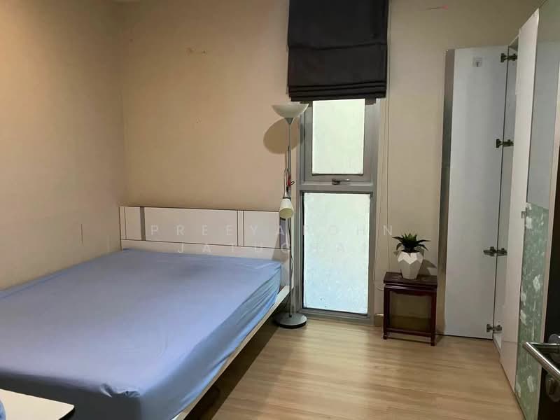 Sky Walk Residences, Bangkok, 1599 Sukhumvit Road, Phra Kanong Nua, Watthana, Bangkok, 2 Bedrooms, 100 sqm, Condo For Sale, by Preeyapohn Jatuchai, 500323267 - DDproperty.com